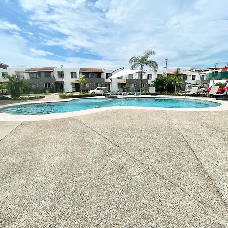 Вілла Modern Pool Side, 3 Bdrm House With Parking Пуерто-Вальярта Екстер'єр фото