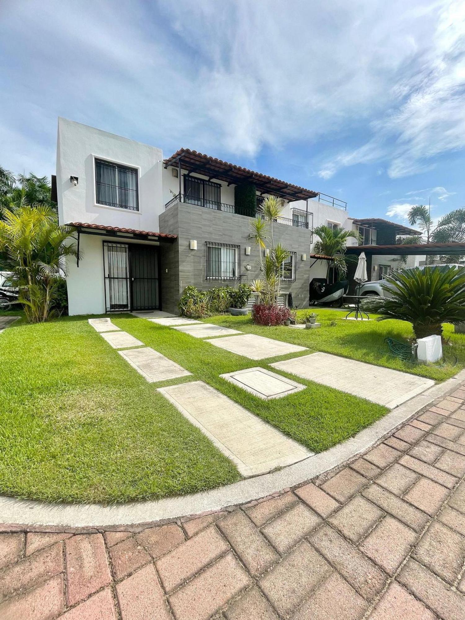 Вілла Modern Pool Side, 3 Bdrm House With Parking Пуерто-Вальярта Екстер'єр фото